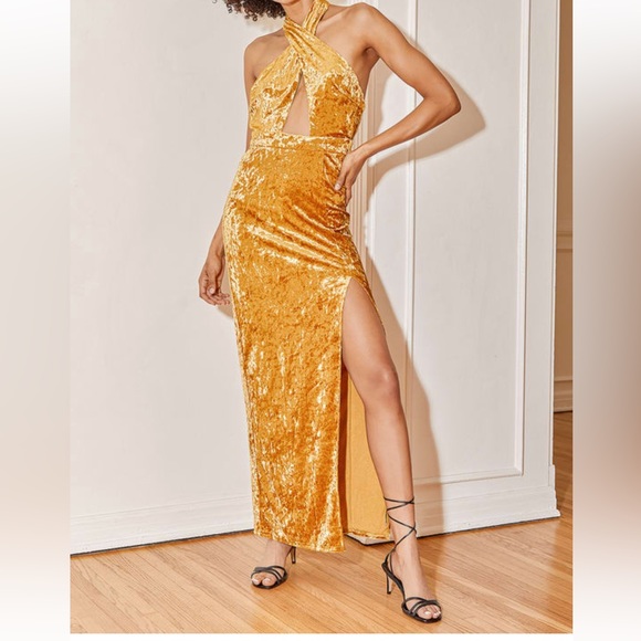 Lulus Velvet Gold Dress NWT - Picture 1 of 12